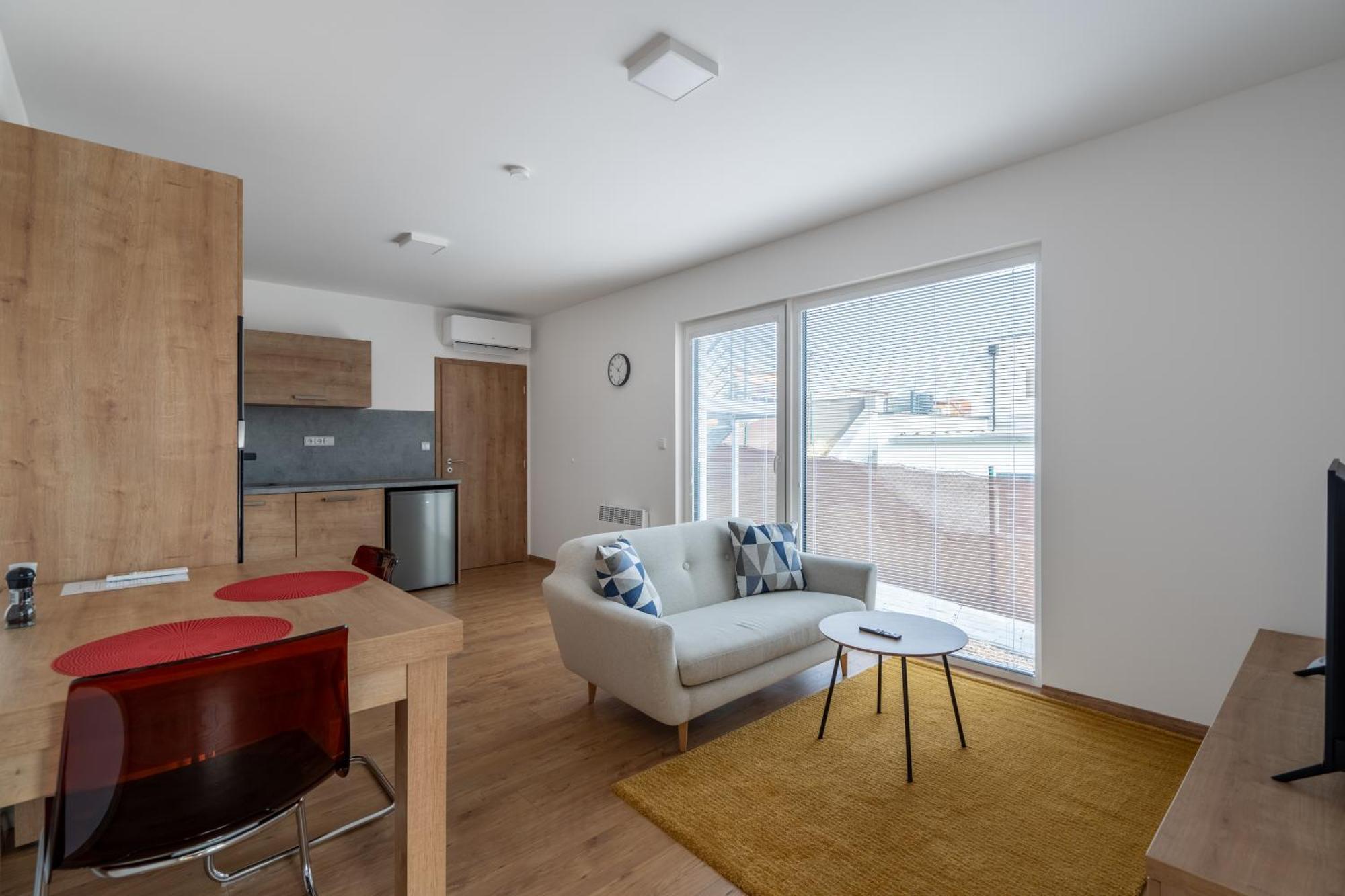 Apartmany Pustimer Exterior photo